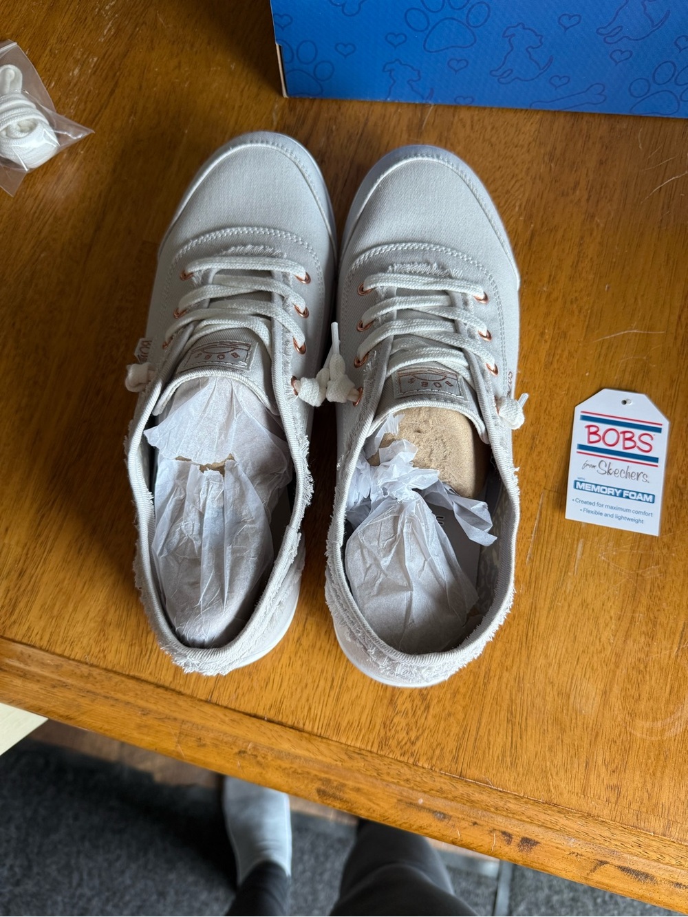 Skechers BOBS Low-Top Canvas Sneakers in Off-White with Rose Gold Eyelets